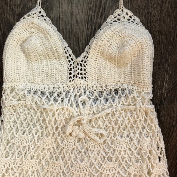 Vintage 70’s Crochet Halter Dress - Picture 4 of 16